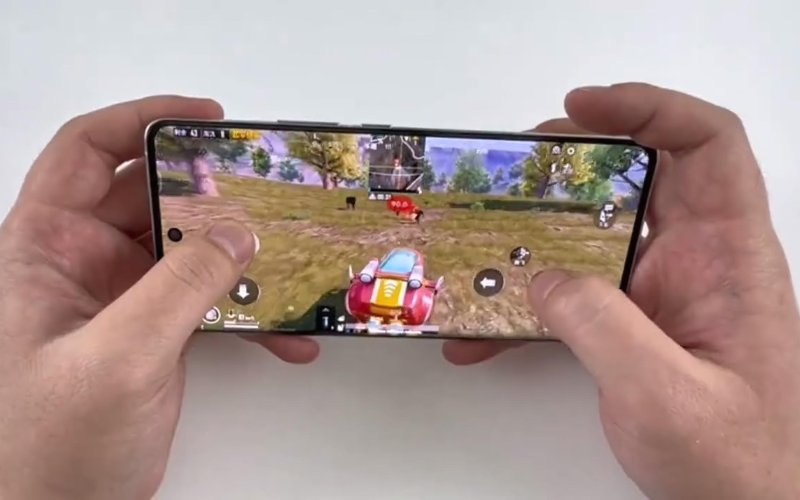 Trải nghiệm chơi game trên vivo X100 