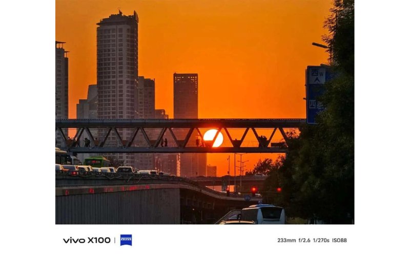 Chất lượng hình ảnh thiếu sáng trên vivo X100.