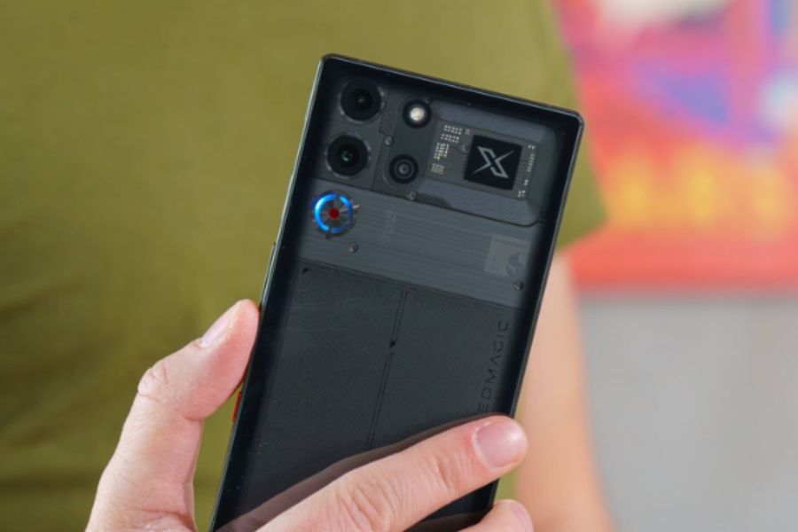 Camera tích hợp nhiều tính năng tiên tiến