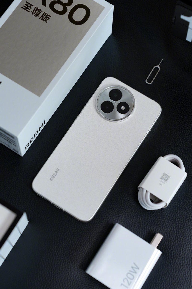 Cận cảnh Redmi K80 Ultra với ngoại hình đẹp mắt
