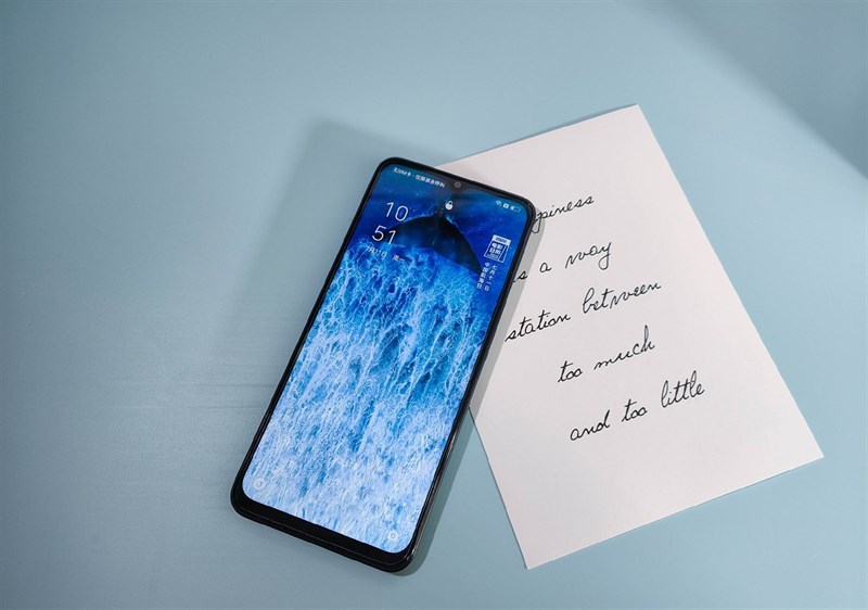 Trên tay OPPO A97 5G: Thiết kế tươi mới, cấu hình tốt với Dimensity 810, camera 48 MP Trên tay OPPO A97 5G: Thiết kế tươi mới, cấu hình tốt với Dimensity 810, camera 48 MP