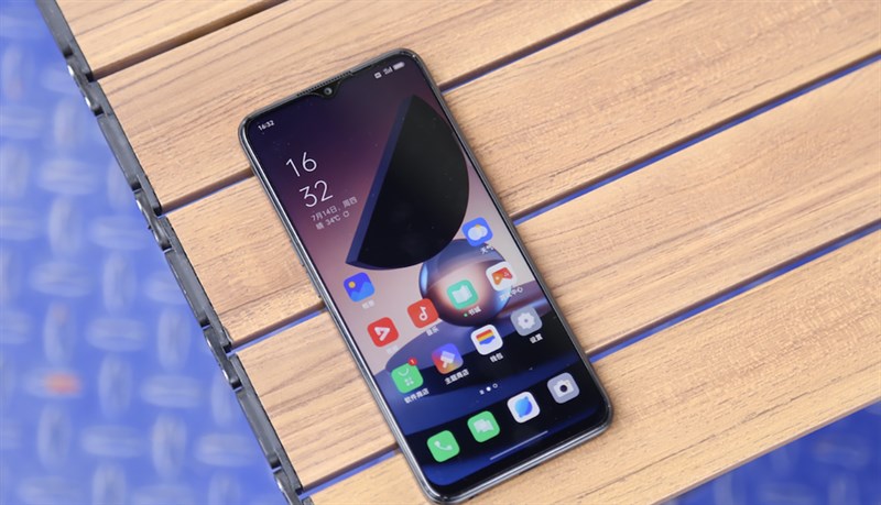 Trên tay OPPO A97 5G: Thiết kế tươi mới, cấu hình tốt với Dimensity 810, camera 48 MP Trên tay OPPO A97 5G: Thiết kế tươi mới, cấu hình tốt với Dimensity 810, camera 48 MP