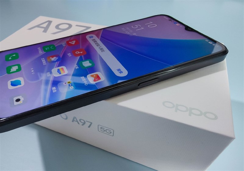 Trên tay OPPO A97 5G: Thiết kế tươi mới, cấu hình tốt với Dimensity 810, camera 48 MP Trên tay OPPO A97 5G: Thiết kế tươi mới, cấu hình tốt với Dimensity 810, camera 48 MP