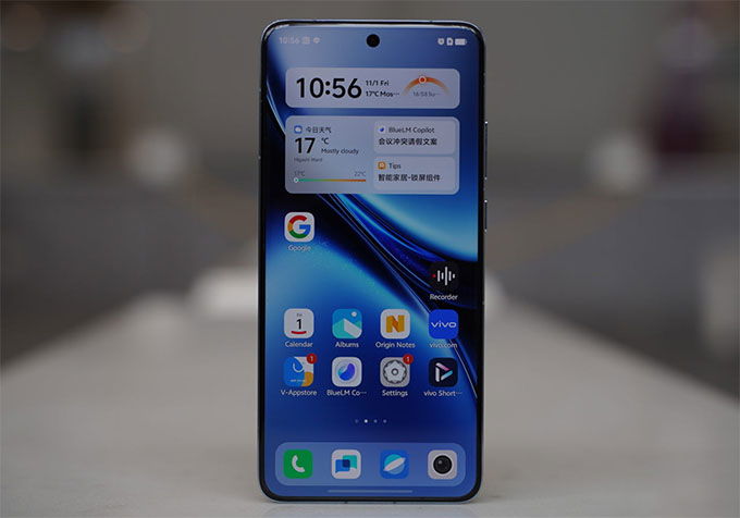 Màn hình của Vivo X200 Pro là một trong những điểm nổi bật
