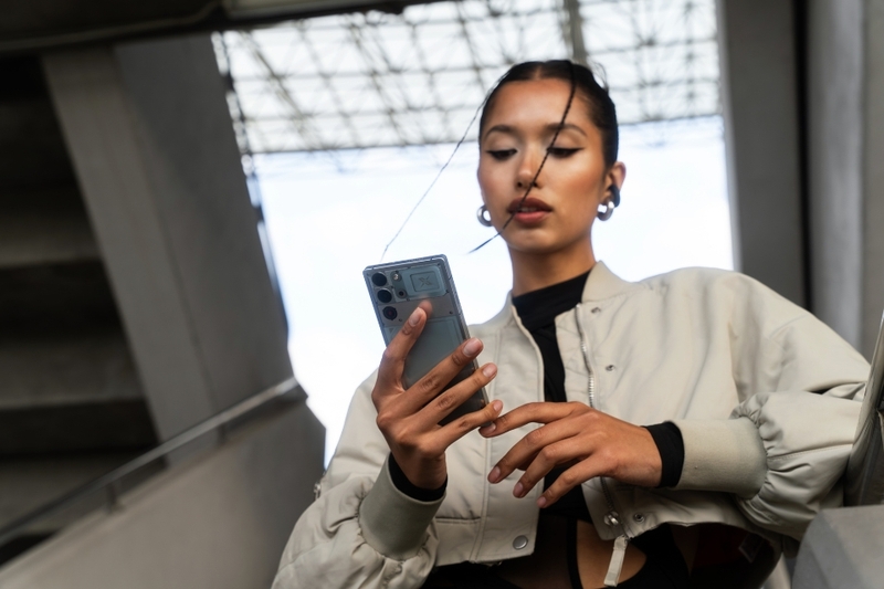 Red Magic 10S Pro 12GB 256GB hỗ trợ kết nối 5G dual-band với Wi-Fi 7