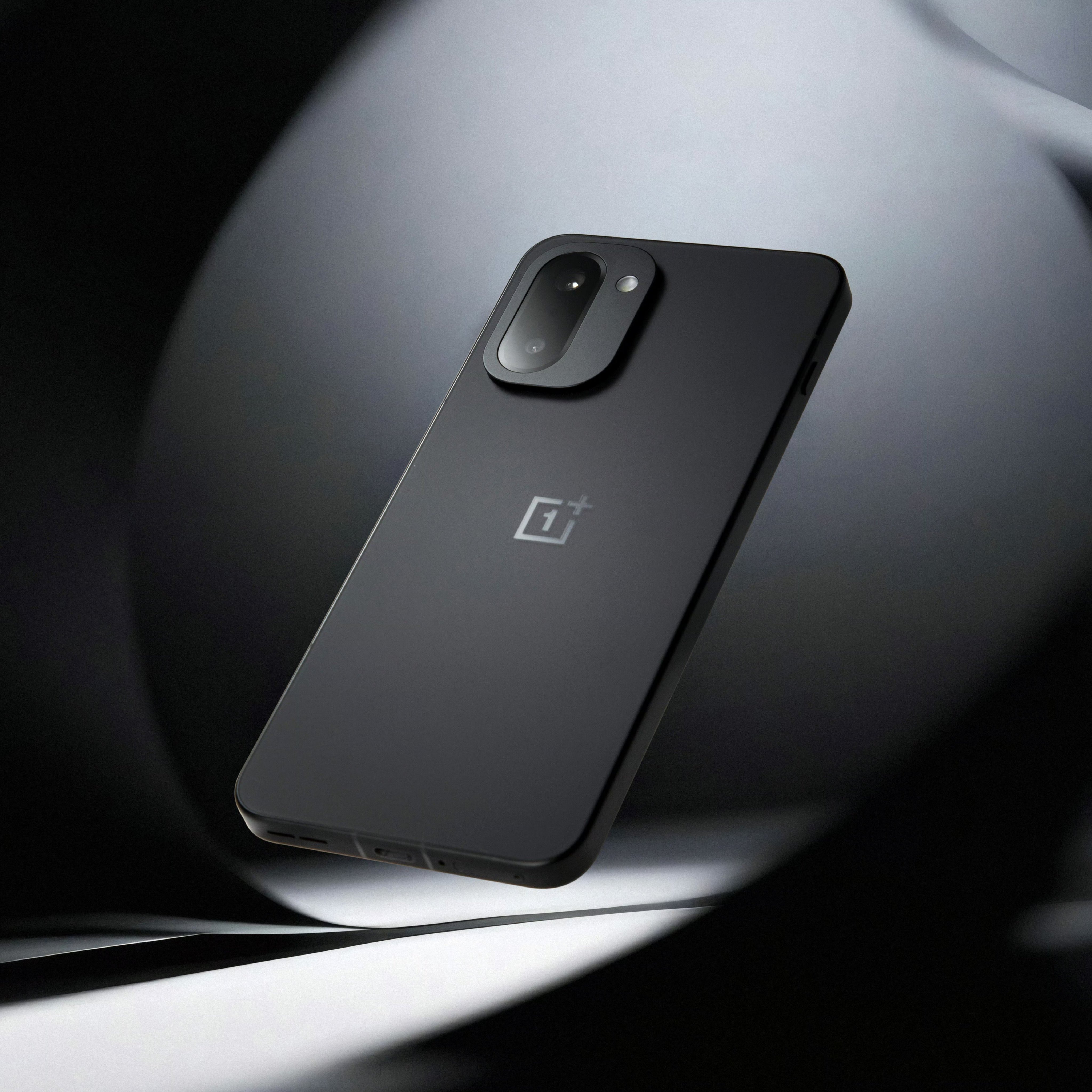 Oneplus ace 6t có camera chính 50MP