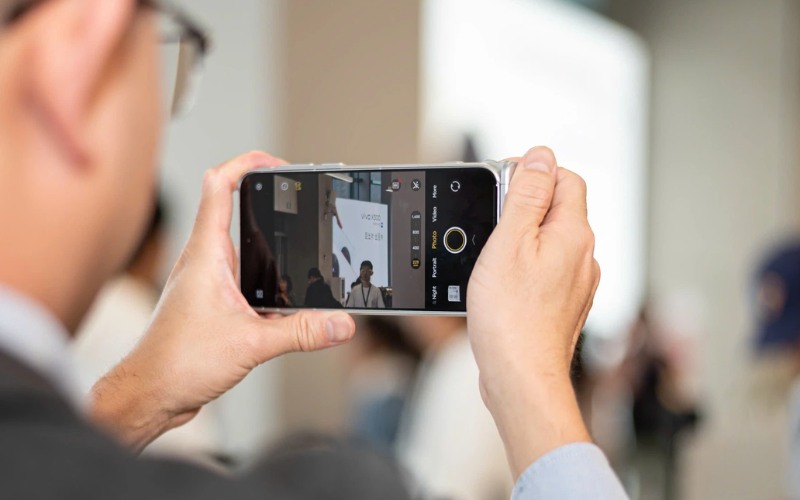 vivo x300 pro có camera siêu cấp với 200MP