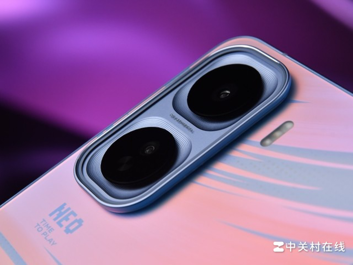 Cụm camera của iqoo Neo 11 năm nay được tinh chỉnh nhẹ trong thiết kế Cụm camera của iqoo Neo 11 năm nay được tinh chỉnh nhẹ trong thiết kế