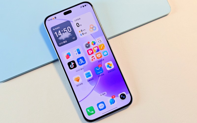 Hiệu năng mượt mà hơn nhờ chip Dimensity 7025 Ultra