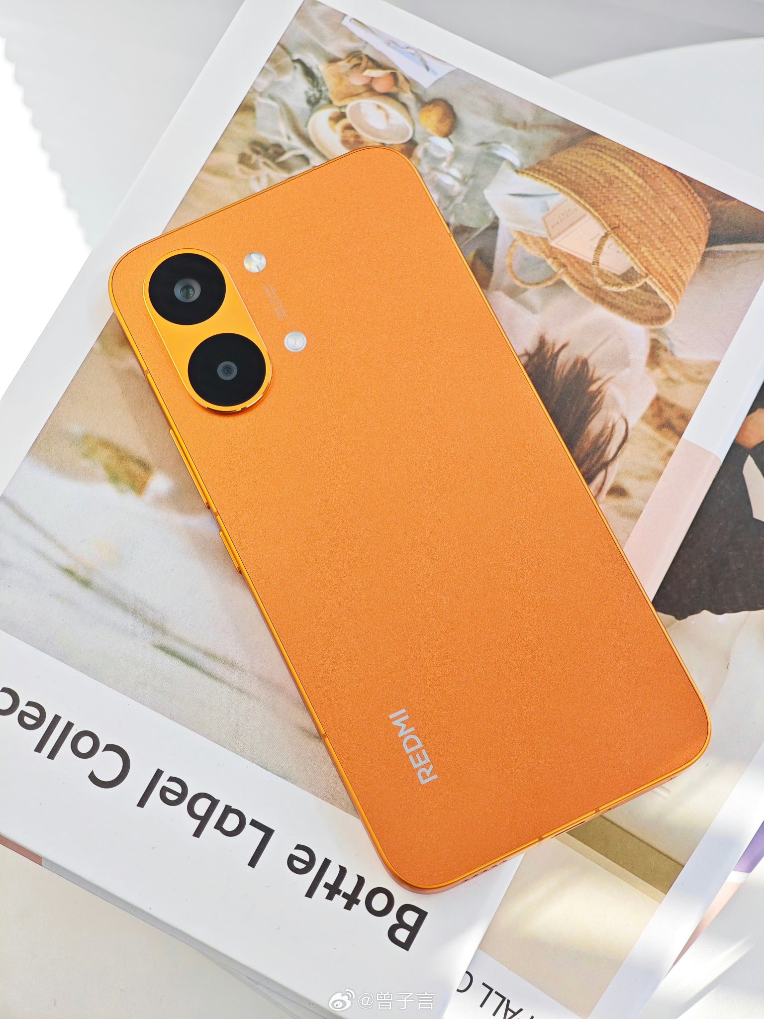 Xiaomi Redmi Turbo 5 Max có thiết kế cao cấp