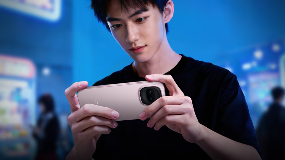 iQOO Z11 Turbo có giá bán khá hấp dẫn iQOO Z11 Turbo có giá bán khá hấp dẫn