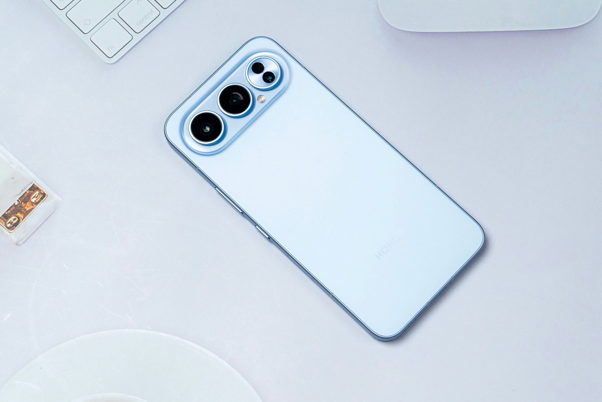 Honor 500 Pro cũ tại showroom Đức Huy Mobile