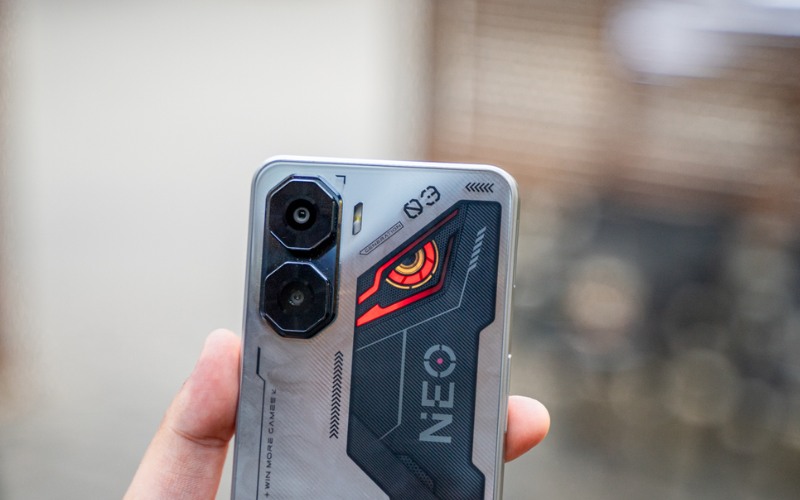 Camera 50MP hỗ trợ tính năng AI cao cấp