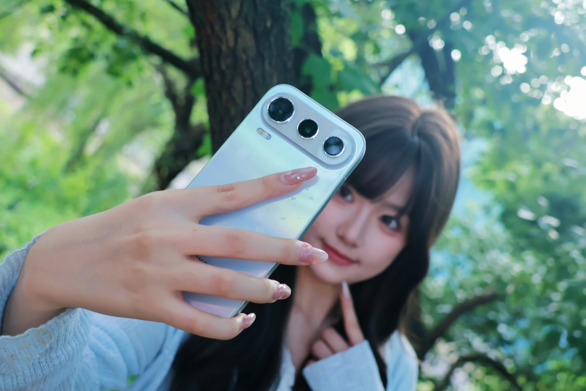 Honor 600 Pro được tối ưu phần mềm camera giúp Gen Z dễ dàng chụp ảnh sống ảo Honor 600 Pro được tối ưu phần mềm camera giúp Gen Z dễ dàng chụp ảnh sống ảo