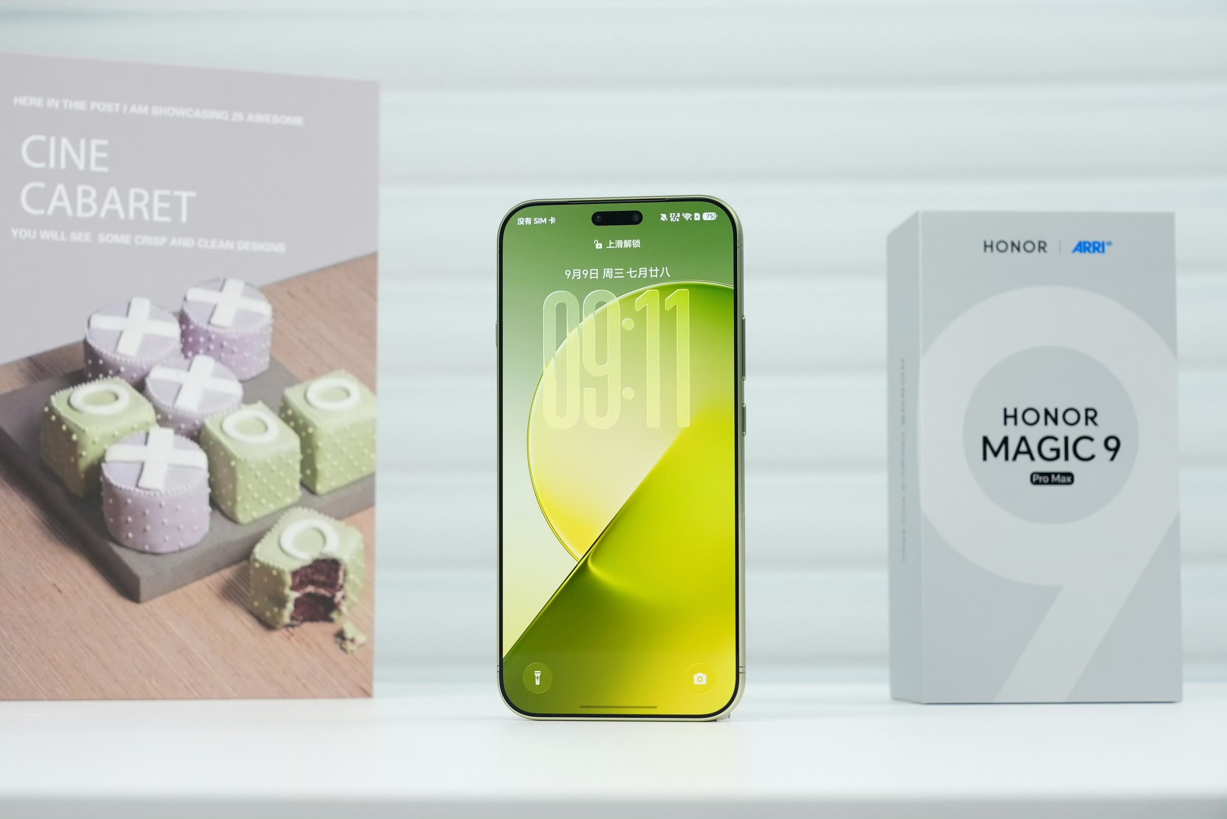 HONOR Magic 9 Pro Max dùng tấm nền LTPO OLED kích thước 6,8 inch